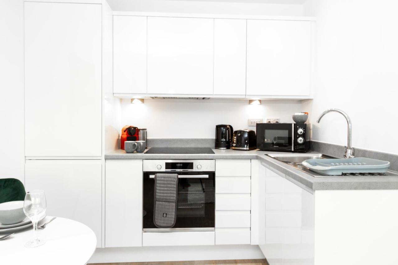 Stylish Studio Apt Overlooking Old Trafford แมนเชสเตอร์ ภายนอก รูปภาพ